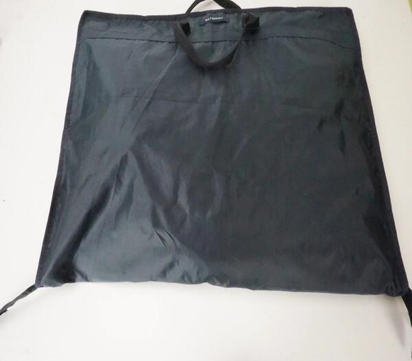 Lost Lost Black folding garment bag for a suit (Suit Supply)